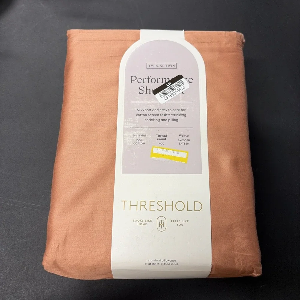 Threshold Solid Performance 400 Thread Count Sheet Set Rust Twin/Twin XL*